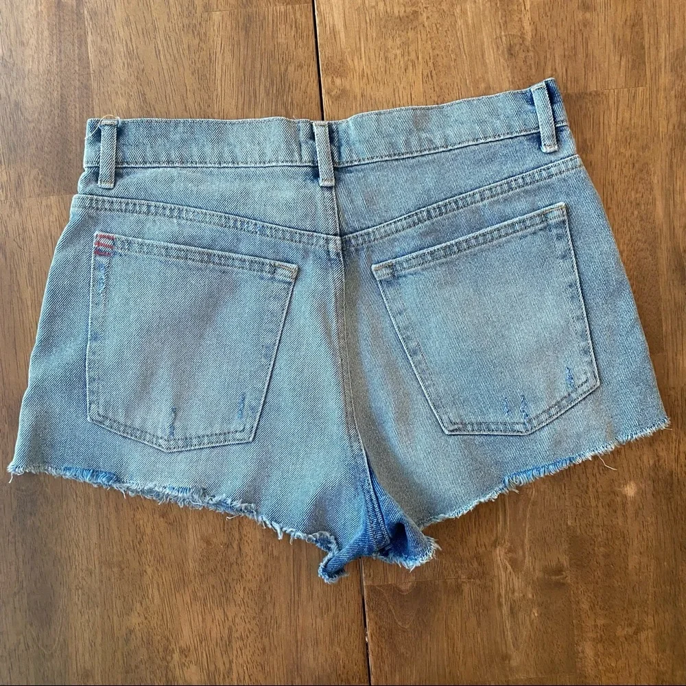 BDG Mid Rise Essential Short - Picture 2 of 7